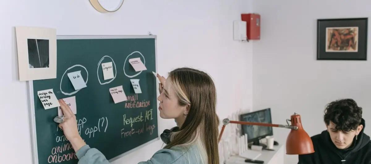 STK ve Derneklere Yönelik Hibe Programları Nelerdir?